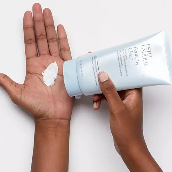 estee-lauder-perfectly-clean-multi-action-purifying-foaming-cleanser-150ml-921572